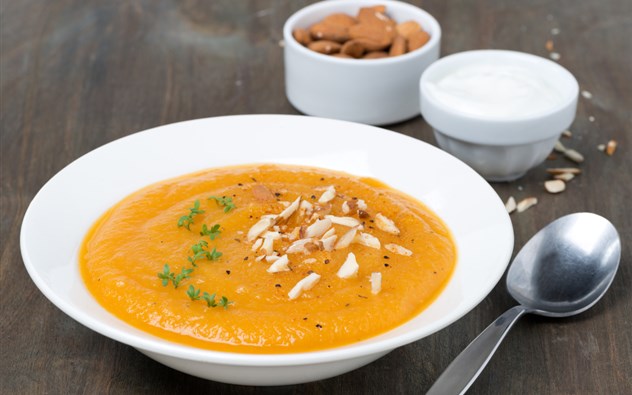 Orangen-Karotten-Suppe