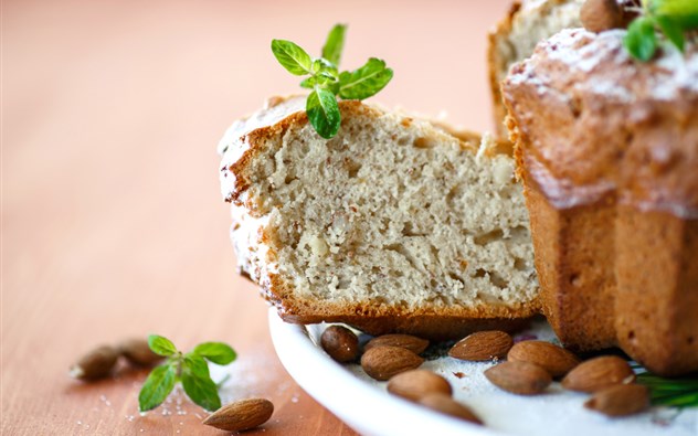 Mandelkuchen mit Ahornsirup