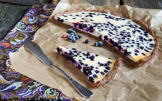 Topfen-Tarte mit Heidelbeeren